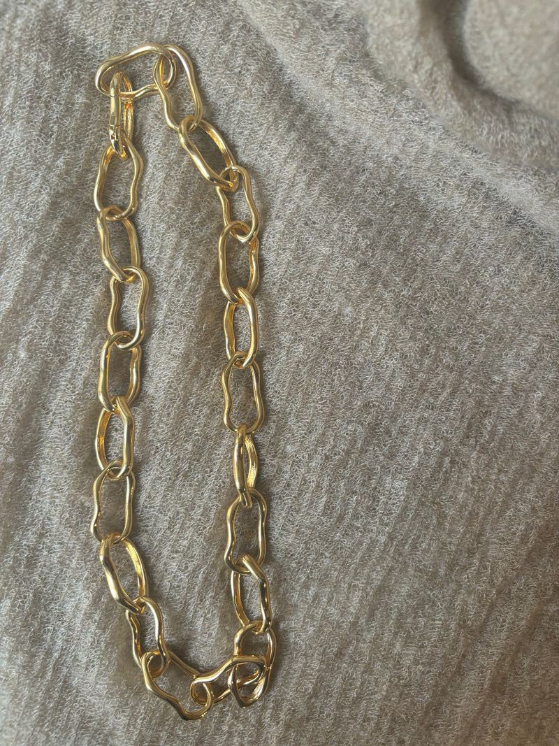 'Roots' necklace