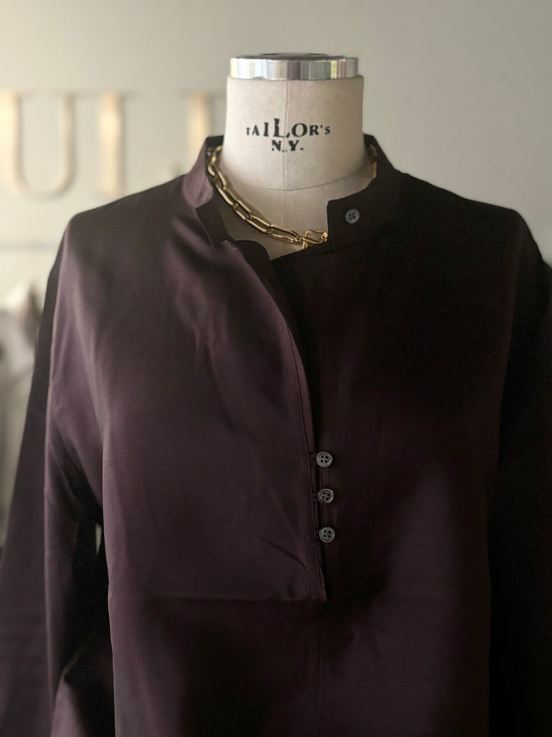 Camicia over aubergine